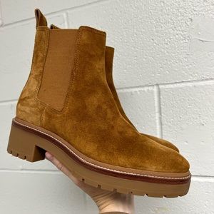 TORY BURCH Chelsea Lug Sole 50mm Bootie Brown Suede Size 9 MSRP $378